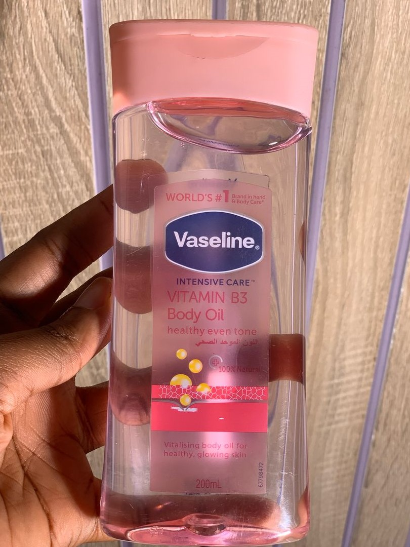 Vaseline Body Oil