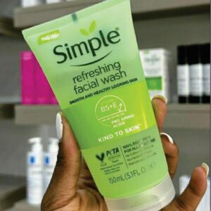 Simple Refreashing Facial Wash